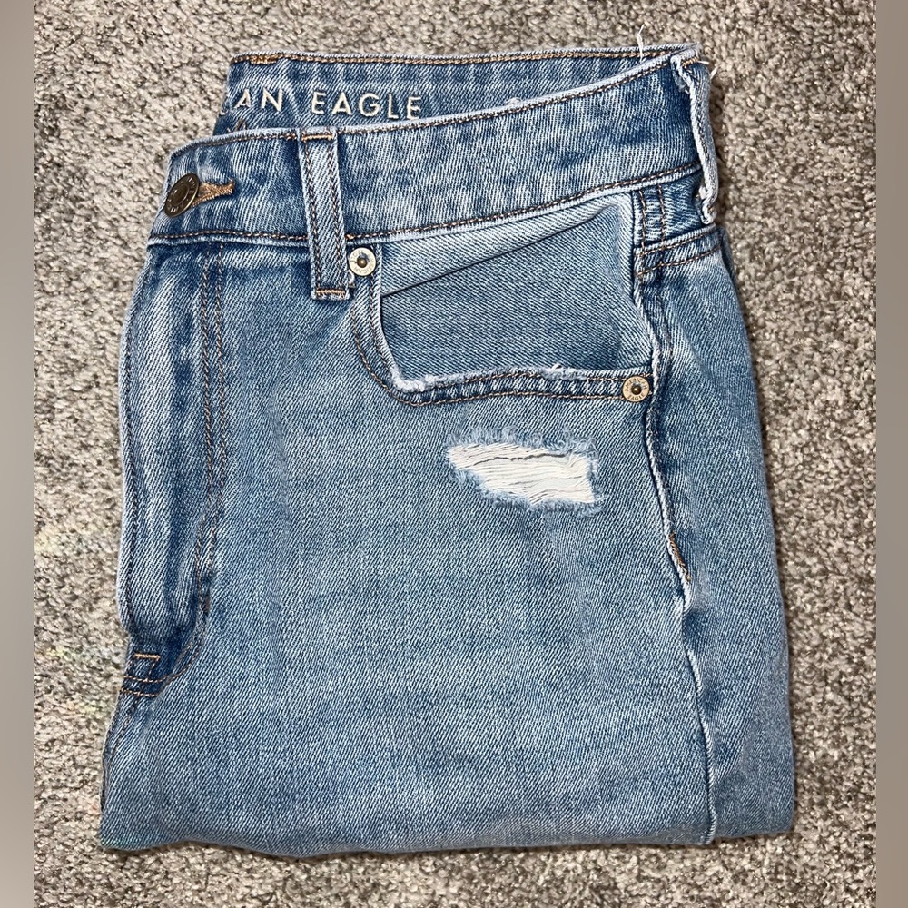 American Eagle Mom Jeans Real Good Jeans size 6 LONG